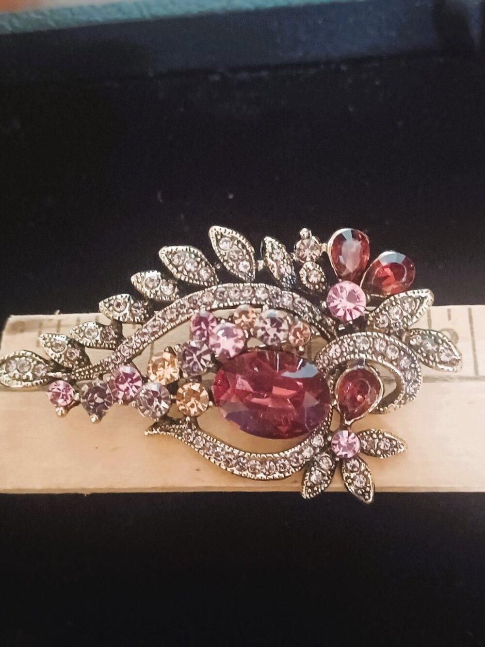 Awesome 3" Rhinestone Brooch - Picture 4 of 5